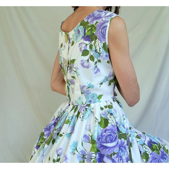 1950s Fit and Flare Floral Cotton Swing Dress: Petite Vintage Dress, Womens L/XL - Picture 12 of 12